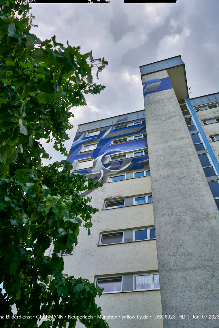 07.06.2023 - Graffiti aus der Luft und Ebene am Karl-Marx-Ring in Neuperlach